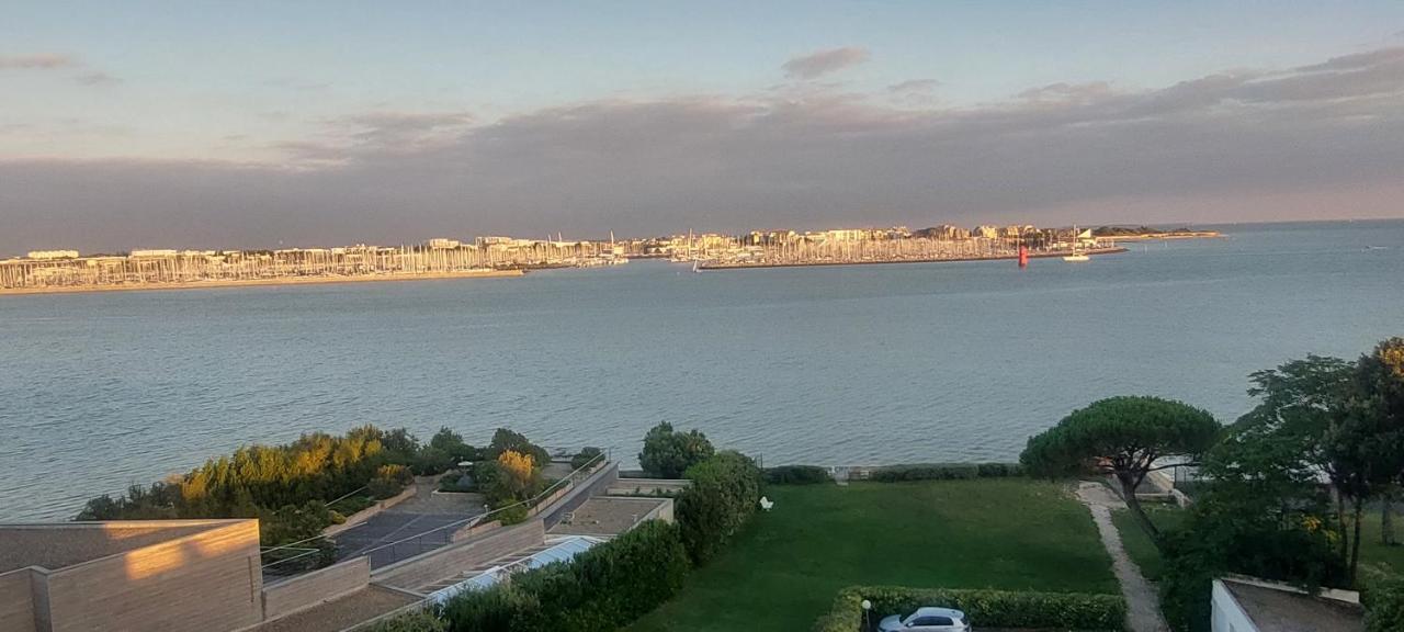 Le Richelieu Vue Sur Mer Apartment La Rochelle  Exterior photo